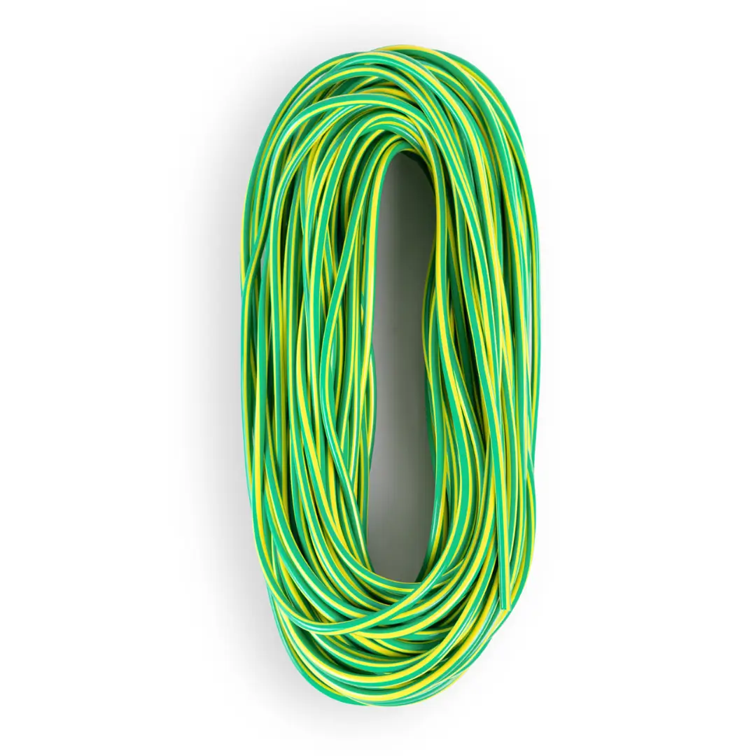 Vista superior em fundo branco digital do macarrão para cadeira virgem Duraforto Z Patriota (Verde e Amarelo) mostrando seu formato Pacoito.