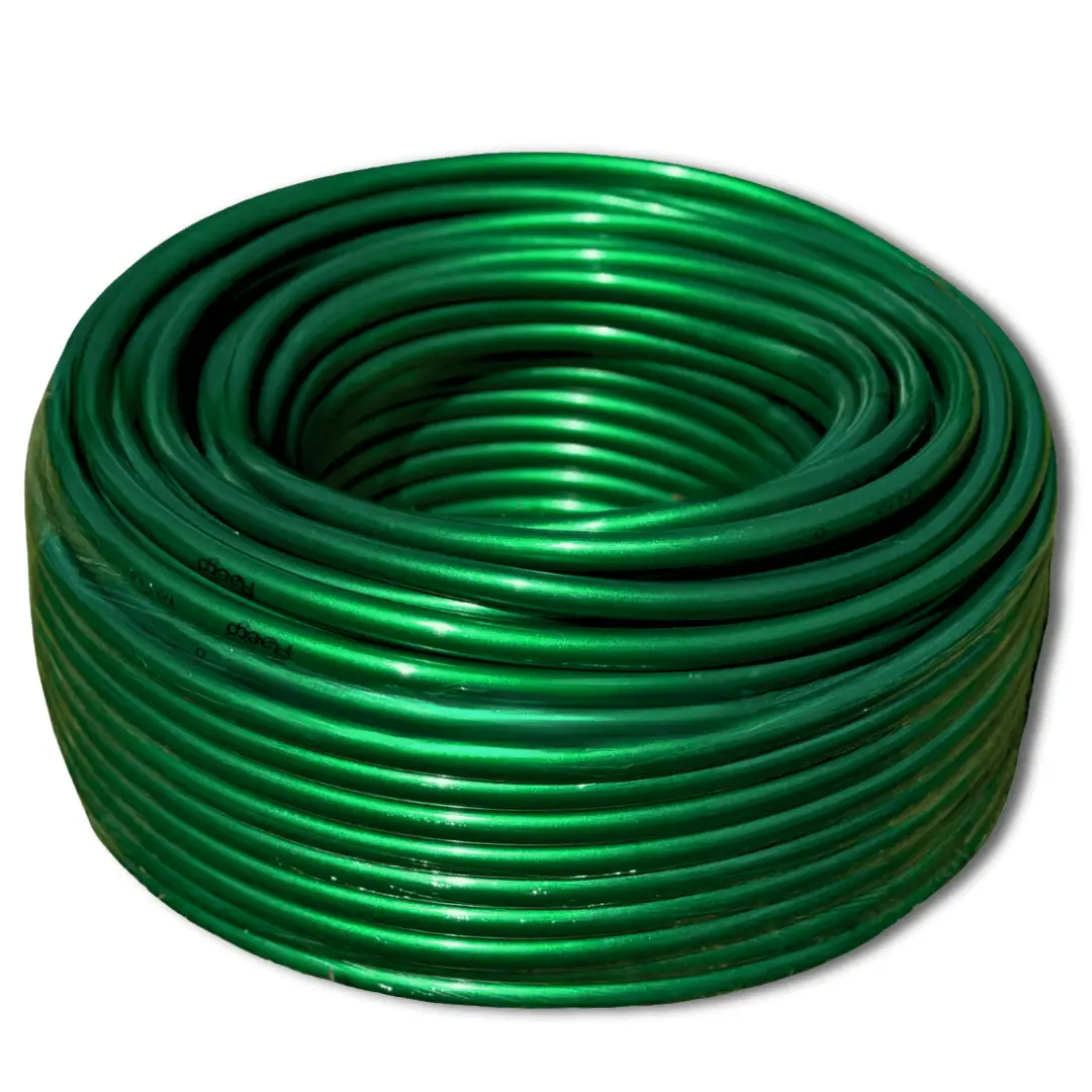 Vista isométrica da mangueira para jardim sustentável EcoPérola Verde Palmeira.